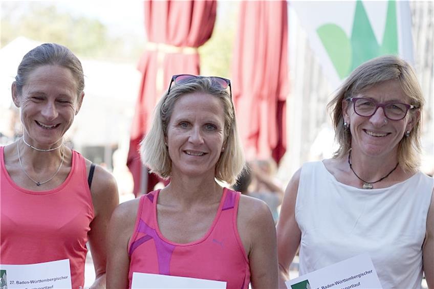 Die Forstsportlauf-Siegerinnen (von links): Karin Hormann (2.), Anita Bauknecht (1.), Isabelle Kuner (3.).