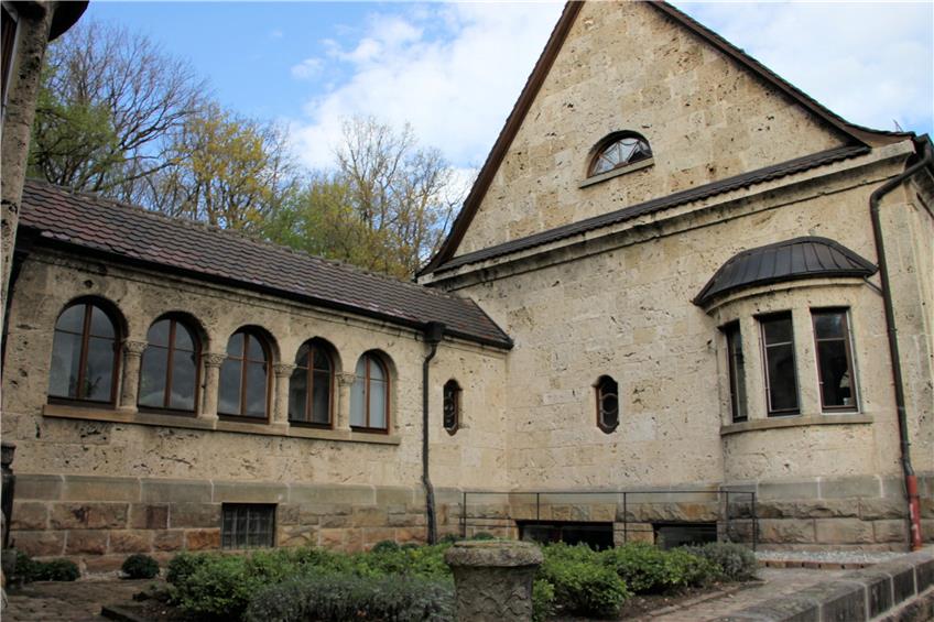 Die Villa Zundel ist eine bauhistorisch interessante Architektur aus Kalktuff. Bilder: Arndt Spieth