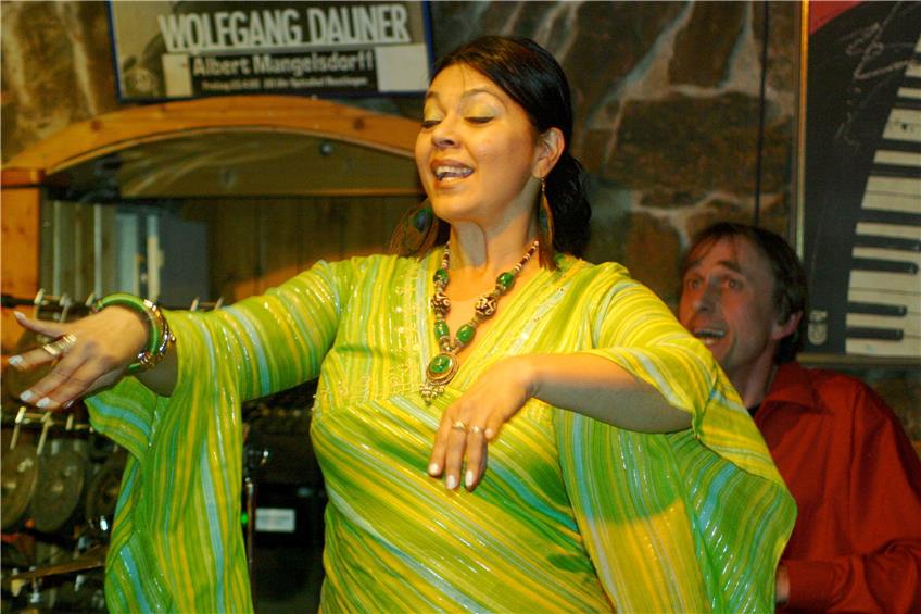 Fauzia Maria Beg ist die beeindruckende, indische Sängerin des Indira Quartets. Bild: Jürgen Spieß