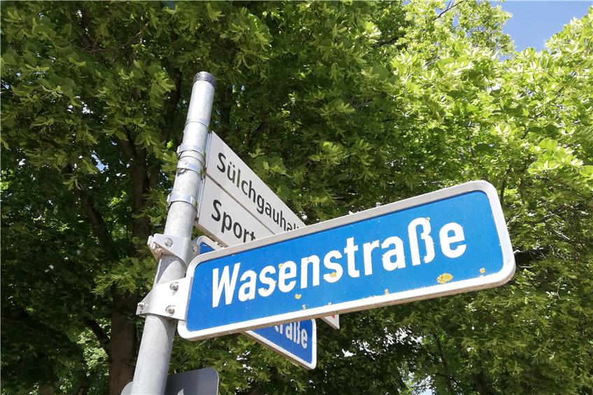 In Kiebingen ist die „Wasenstraße“ ganz in der Nähe des dörflichen Festplatzes. Bild: Arndt Spieth
