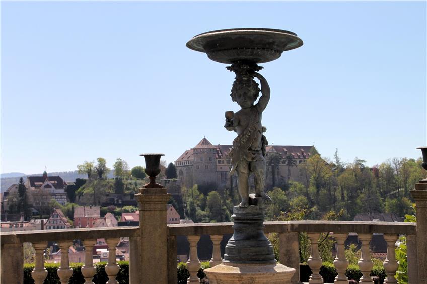 Italienische Renaissance trifft auf Tübingen: ein Traumblick auf Schloss und Altstadt.