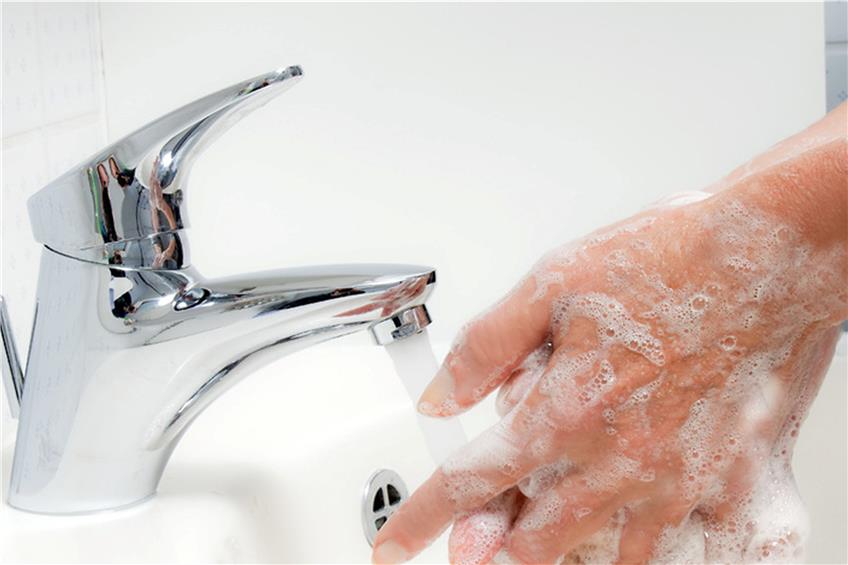 Regelmäßiges Händewaschen ist immer gut – und nicht nur zu Grippezeiten. Bild: © Gina Sanders / fotolia