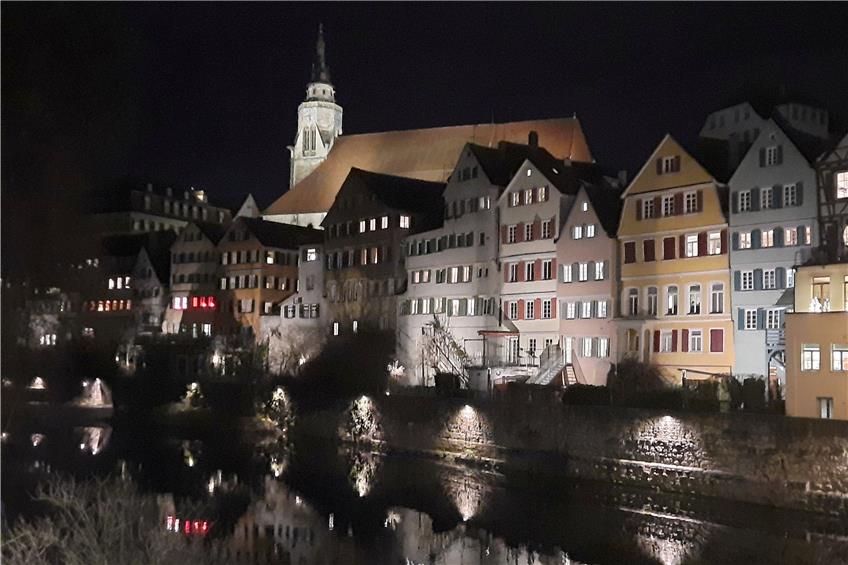 So beleuchtet wird’s in diesem Winter an Tübingens Neckarfront eher nicht aussehen. Archivbild: Angelika Brieschke