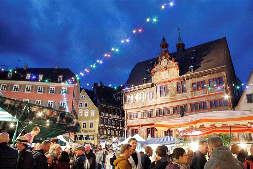 So schön und stimmungsvoll kann es beim umbrisch-provenzalischen Markt in Tübingen sein. Archivbild: Anne Faden