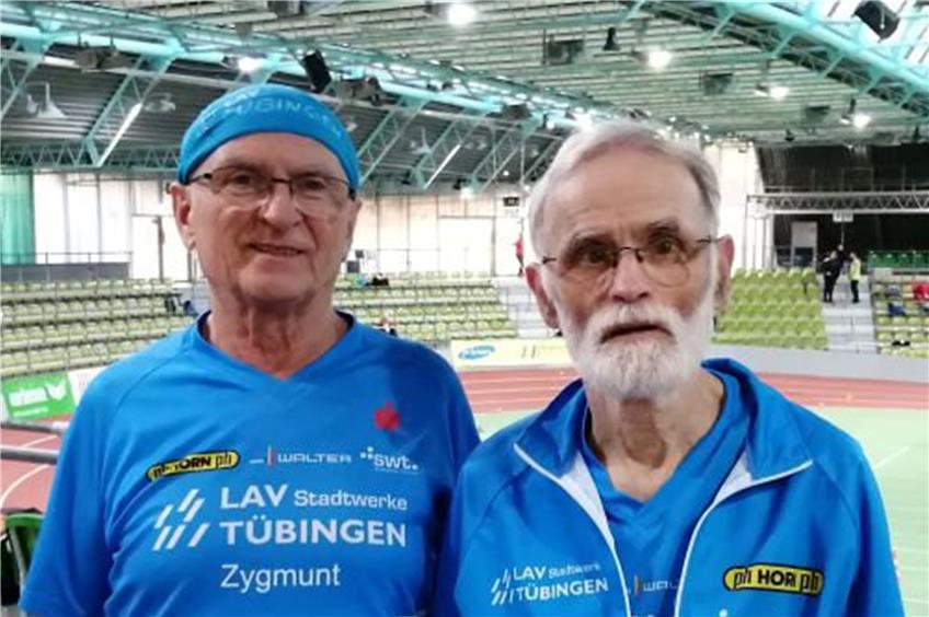 Walter Johnen (rechts) mit seinem Laufkollegen Zygmunt Bogdan bei den Deutschen Meisterschaften. Bild: Verein